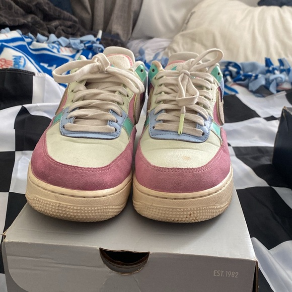 Air Force One low bundle size 9 (2 pairs) OBO - Picture 7 of 10